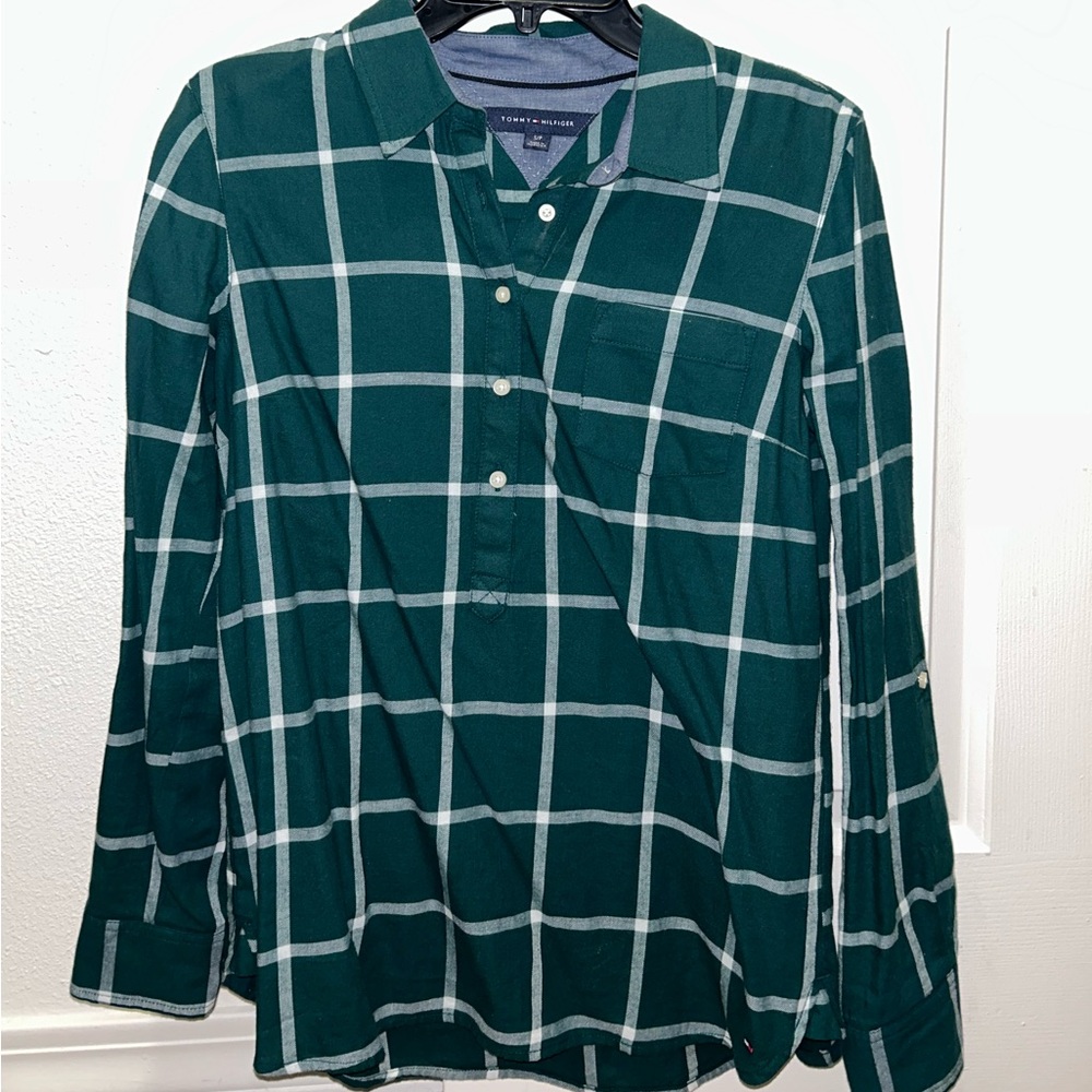 Tommy hilfiger button up
